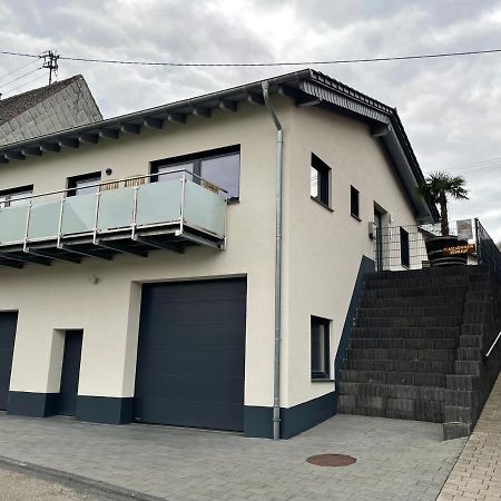Ferienwohnung " Wein Unter Palmen " Neumagen-Dhron Extérieur photo